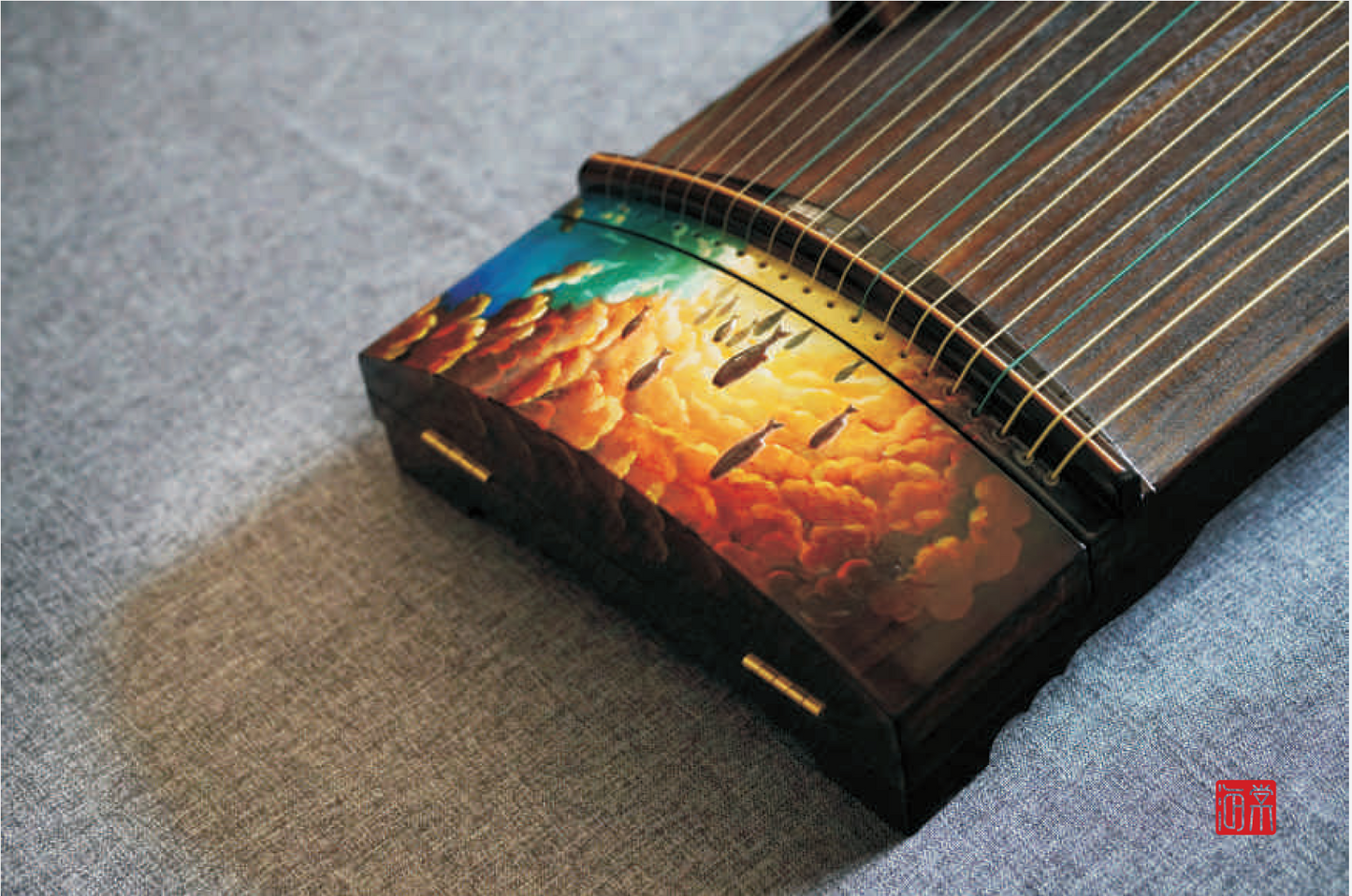 Haitang Guzheng 海棠国乐古筝 carved paulownia with 3D painting 浮雕漆画挖筝 Big Fish 大鱼海棠