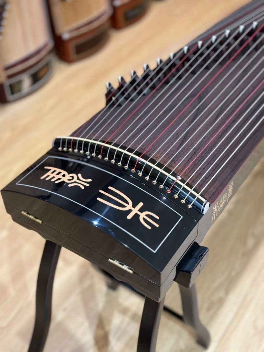 Zhuque Guzheng (Scarlet Bird) 朱雀古筝– austinguzheng.com