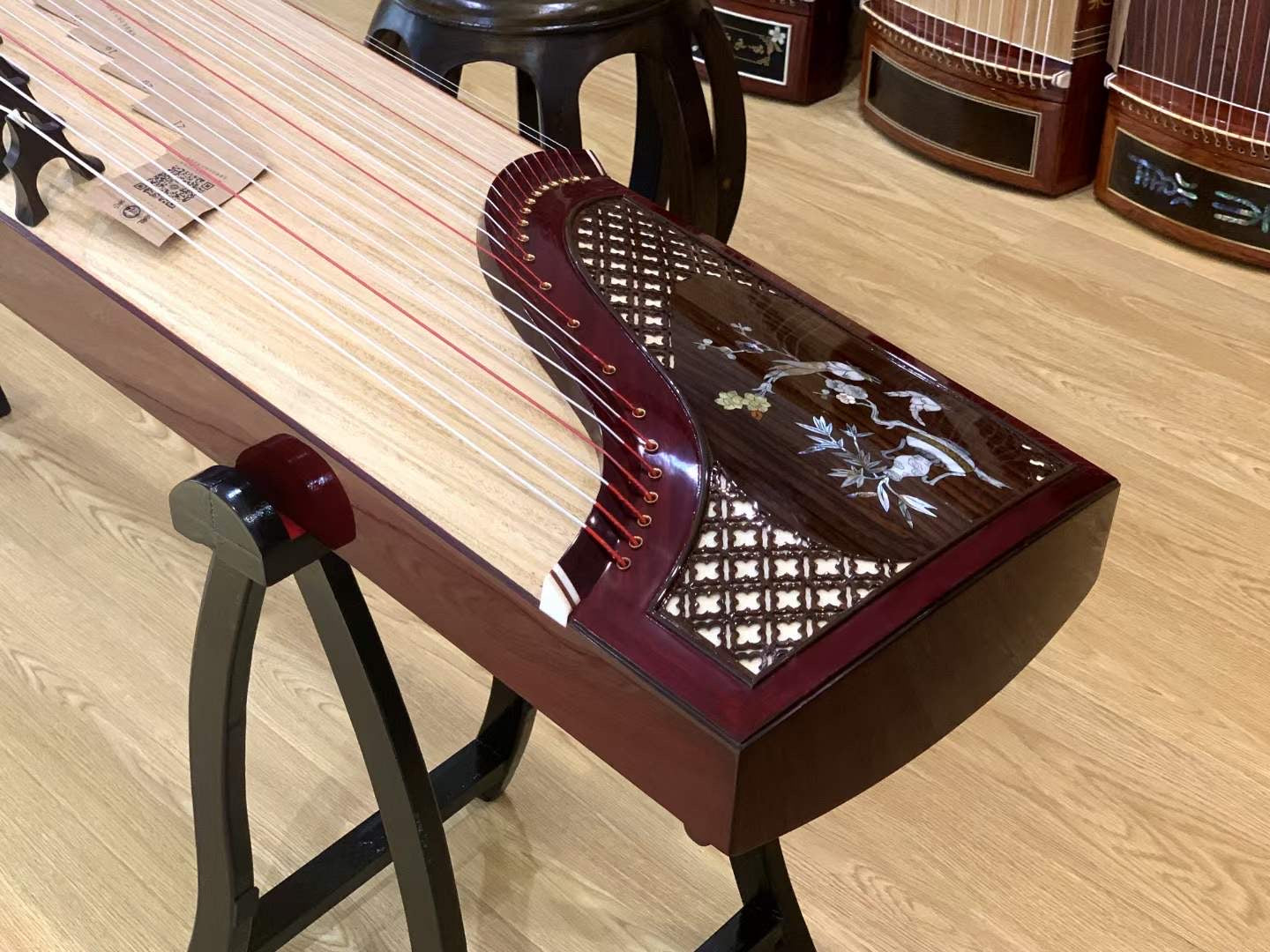 Zhuque Guzheng 9xx series Lan Xiang Ning Di 西安朱雀古筝 9系 兰香凝睇