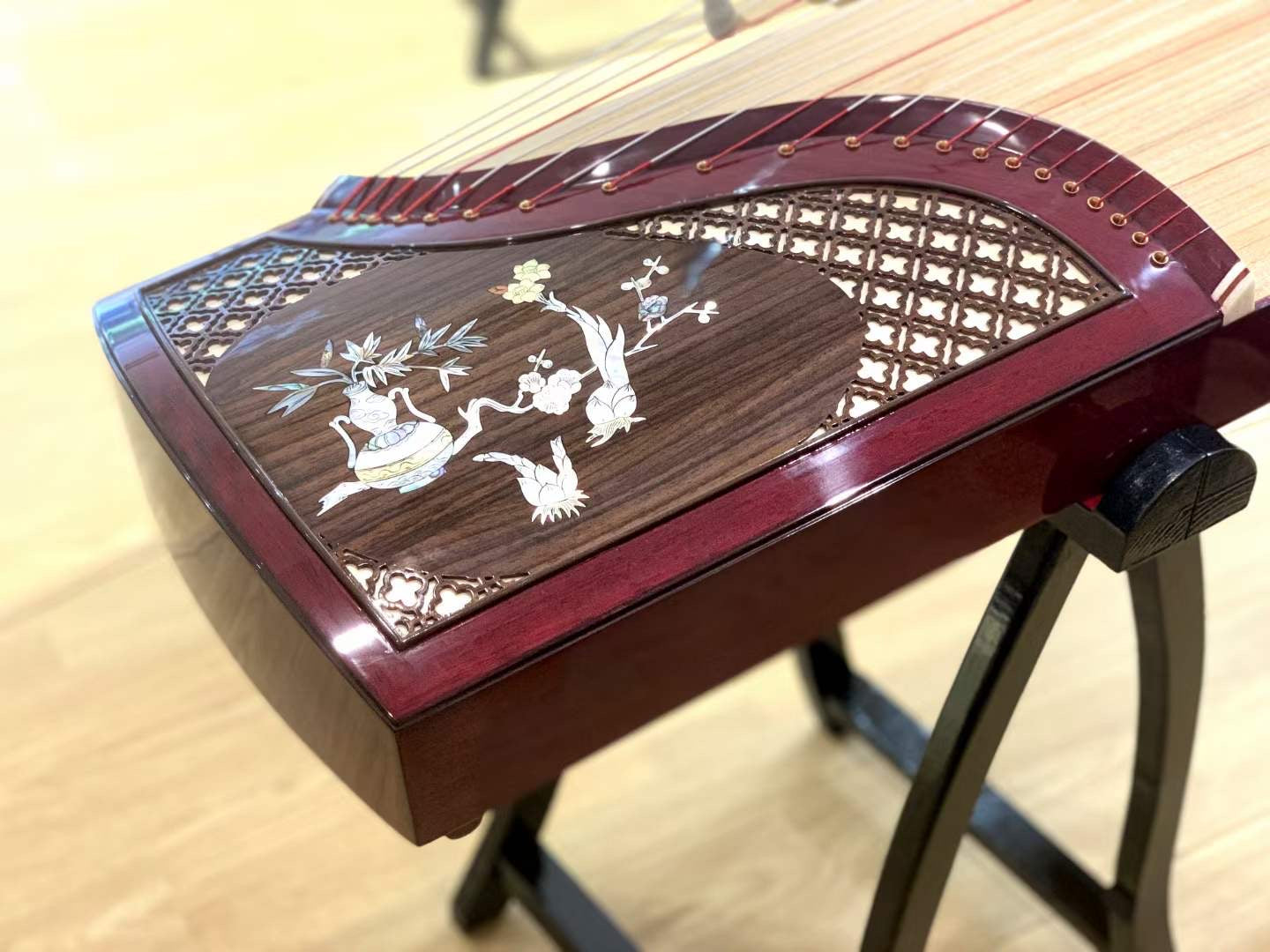 Zhuque Guzheng 9xx series Lan Xiang Ning Di 西安朱雀古筝 9系 兰香凝睇